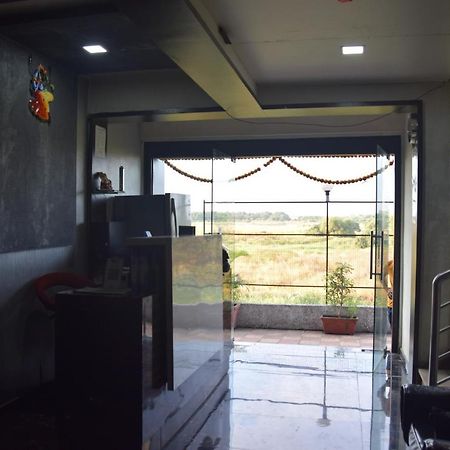 Hotel Riviera Residency 탄 외부 사진