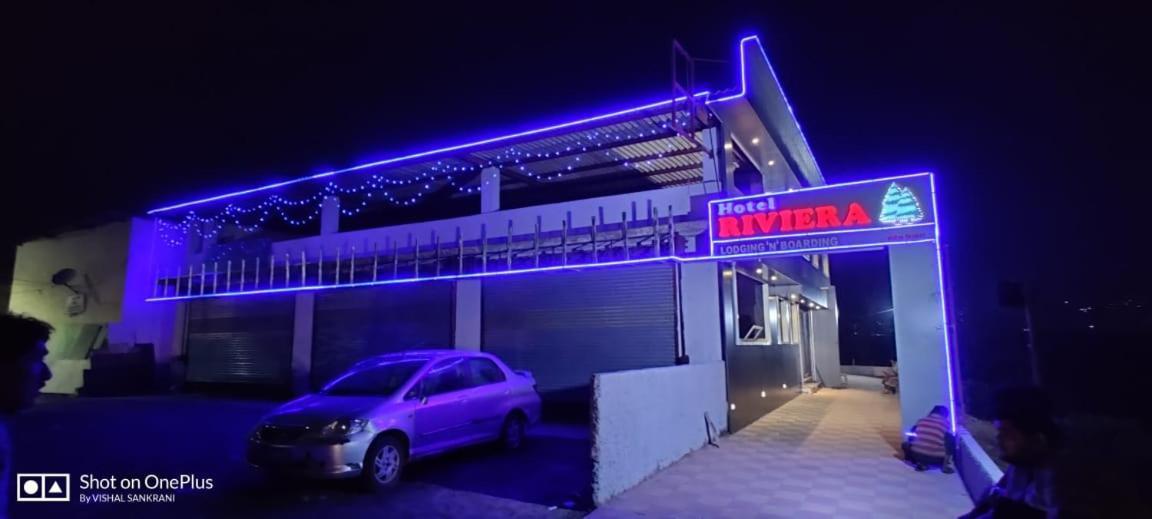 Hotel Riviera Residency 탄 외부 사진